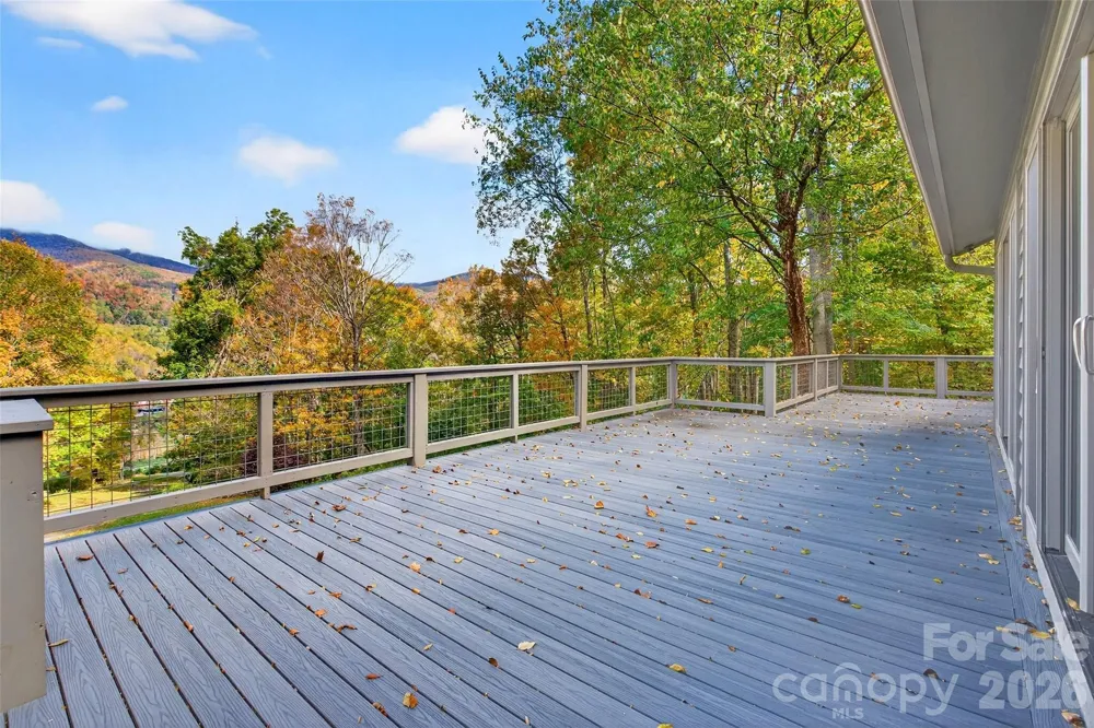 575 Croft Way Bakersville, NC 28705