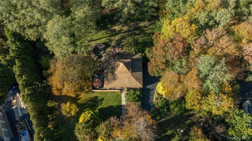 30 Long Bow Wading River, NY 11792