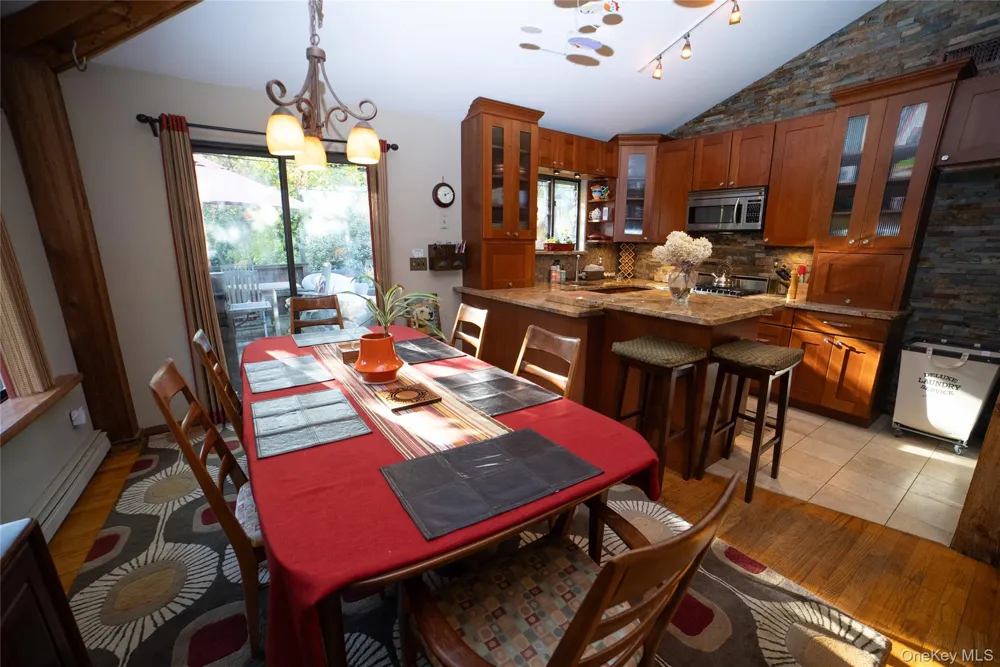 30 Long Bow Wading River, NY 11792
