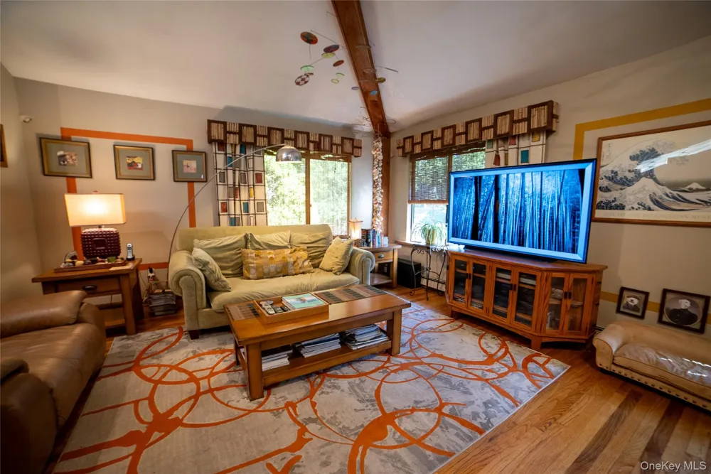 30 Long Bow Wading River, NY 11792