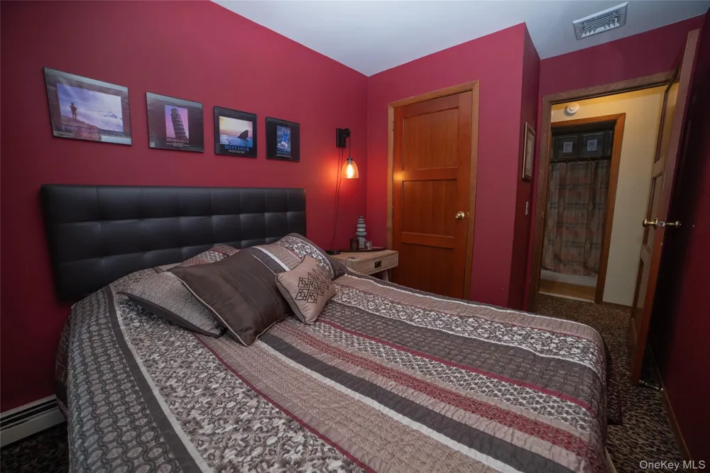 30 Long Bow Wading River, NY 11792
