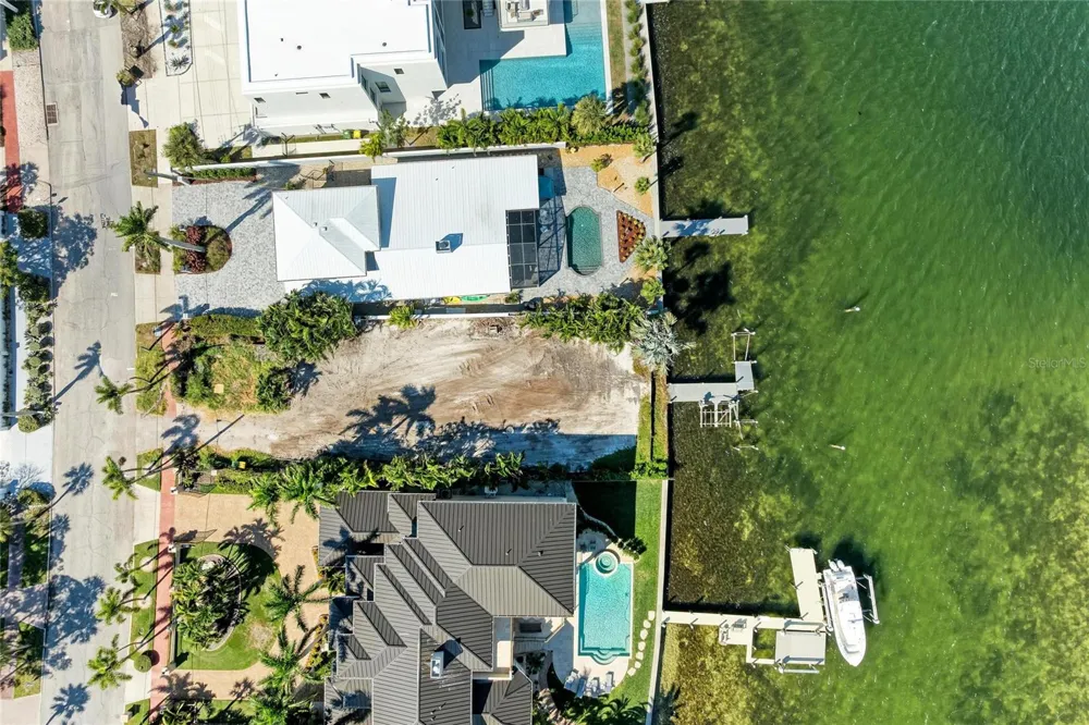 244 WASHINGTON DRIVE Sarasota, FL 34236