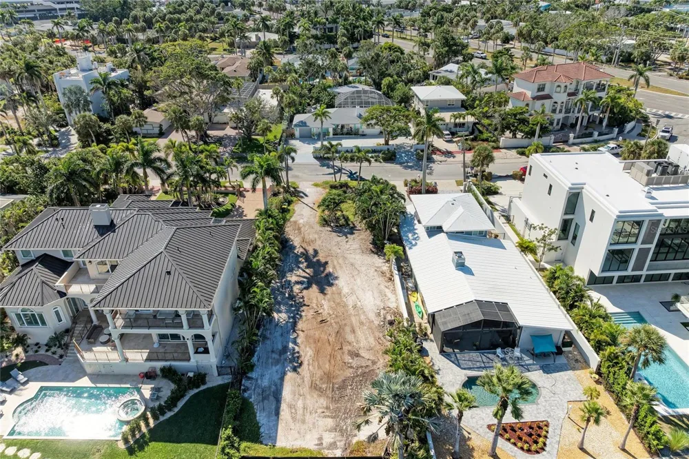 244 WASHINGTON DRIVE Sarasota, FL 34236