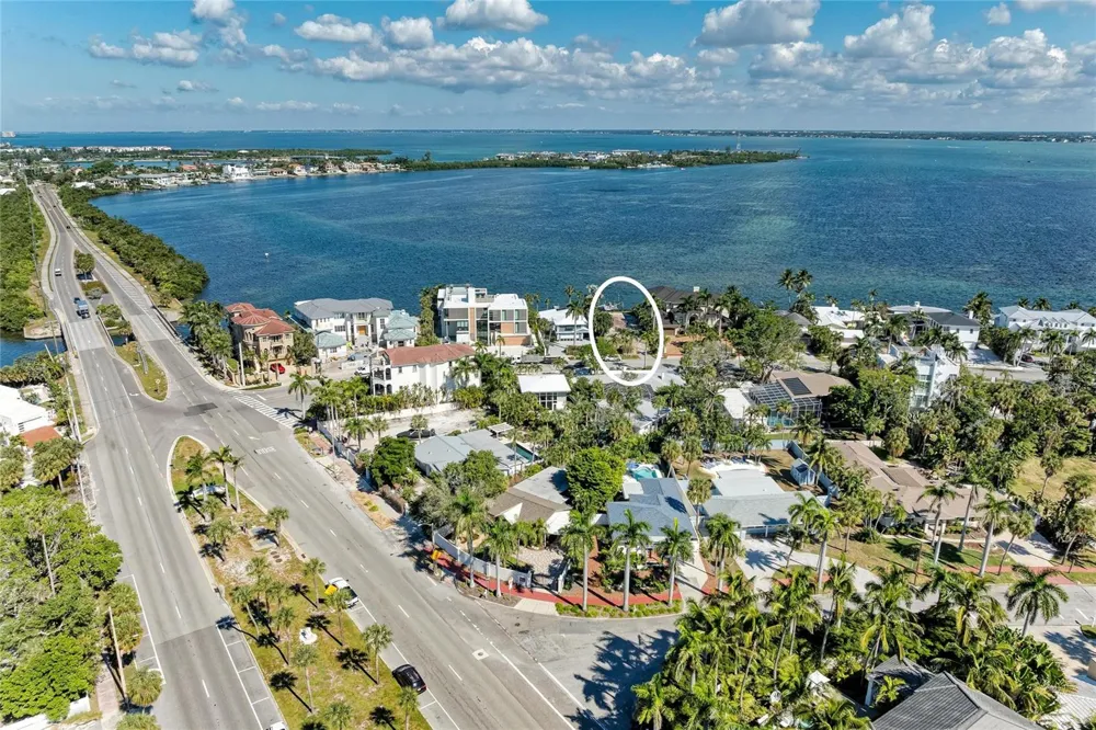 244 WASHINGTON DRIVE Sarasota, FL 34236