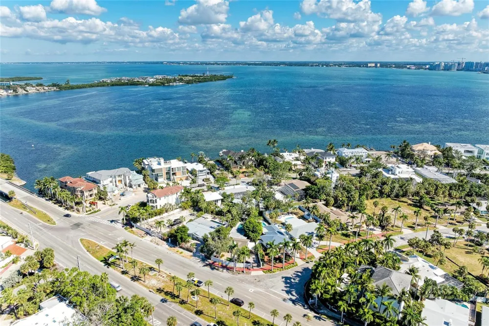 244 WASHINGTON DRIVE Sarasota, FL 34236
