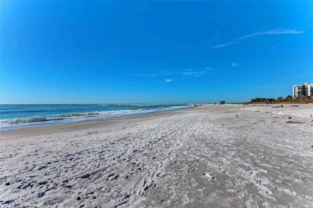 244 WASHINGTON DRIVE Sarasota, FL 34236