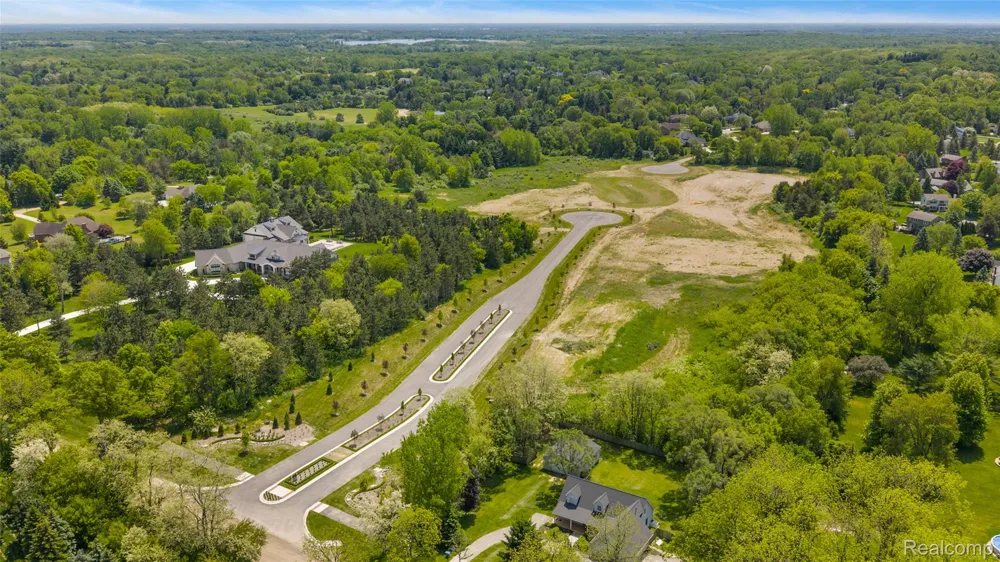 3214 Pompilio Drive Rochester City, MI 48306