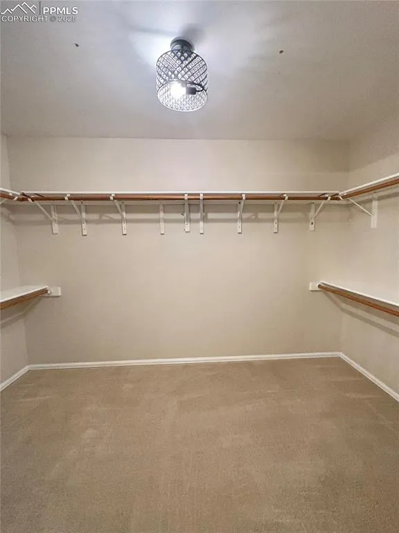 204 Bridle Trail Pueblo, CO 81005
