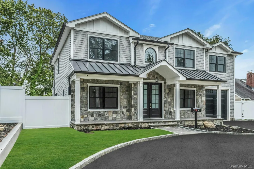 9 Hill Drive Glen Head, NY 11545