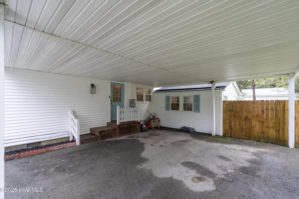 149 Huffmantown Road Richlands, NC 28574