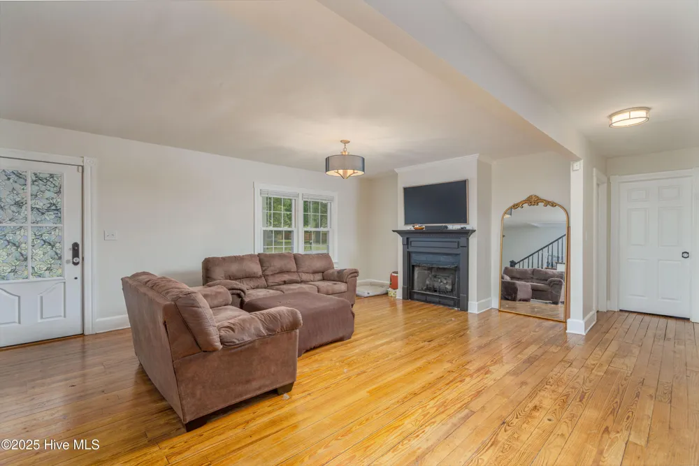 149 Huffmantown Road Richlands, NC 28574