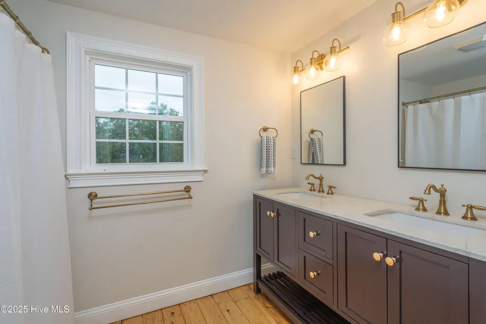 149 Huffmantown Road Richlands, NC 28574