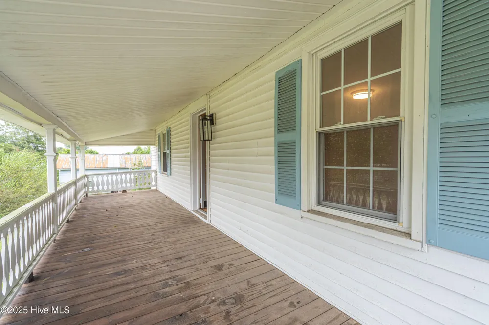 149 Huffmantown Road Richlands, NC 28574