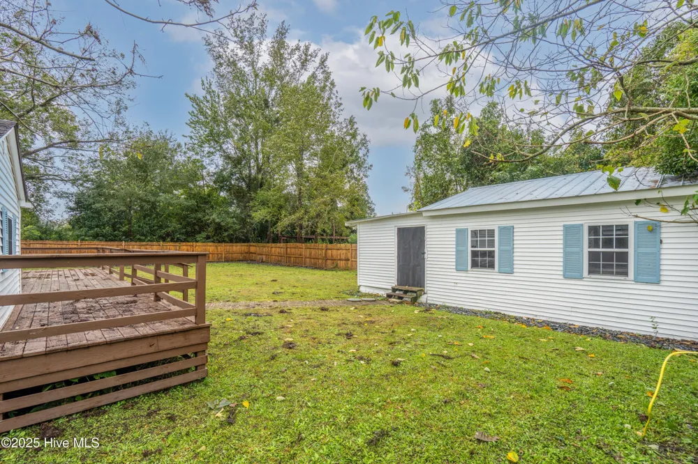 149 Huffmantown Road Richlands, NC 28574