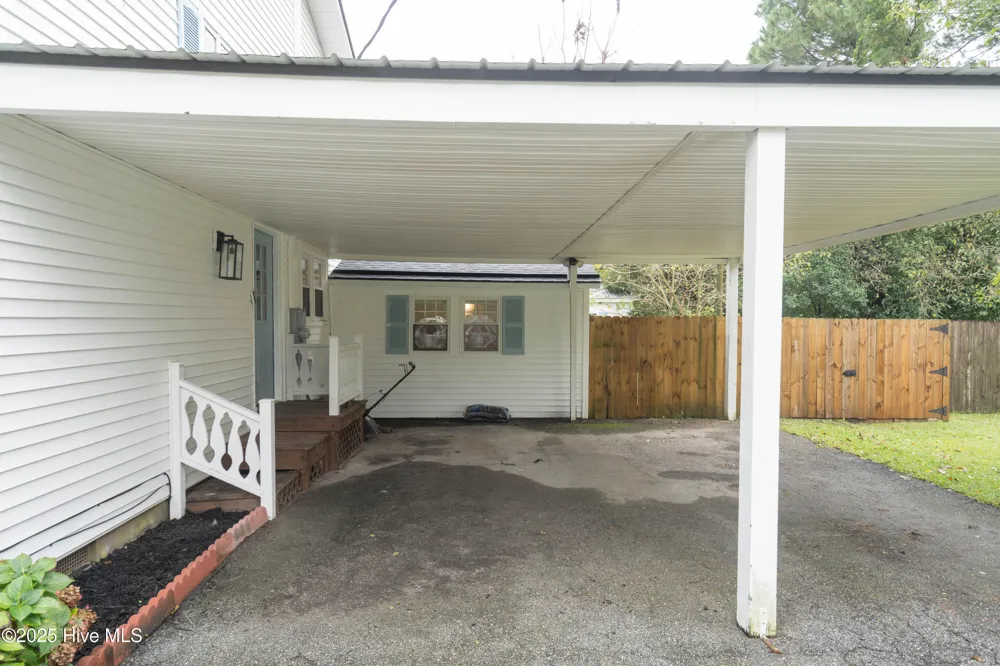 149 Huffmantown Road Richlands, NC 28574
