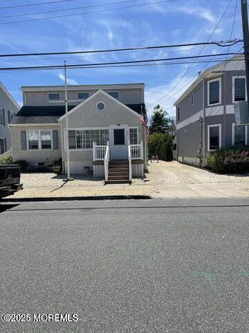 102 Brown Avenue