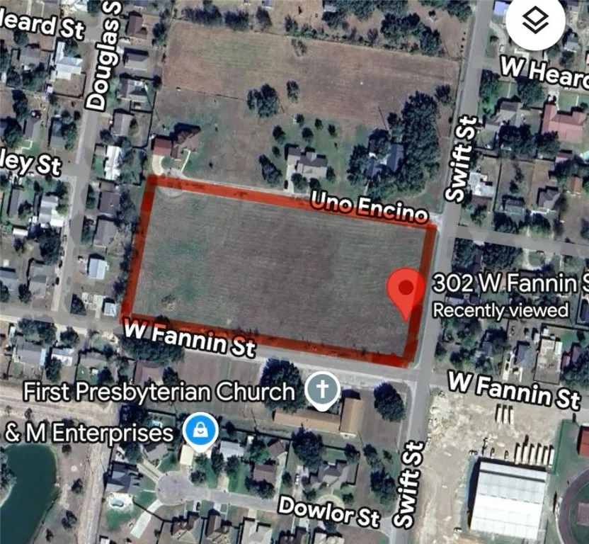 302 W Fannin Street Refugio, TX 78377