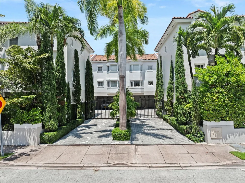 261 Navarre Ave #A-3 Coral Gables, FL 33134