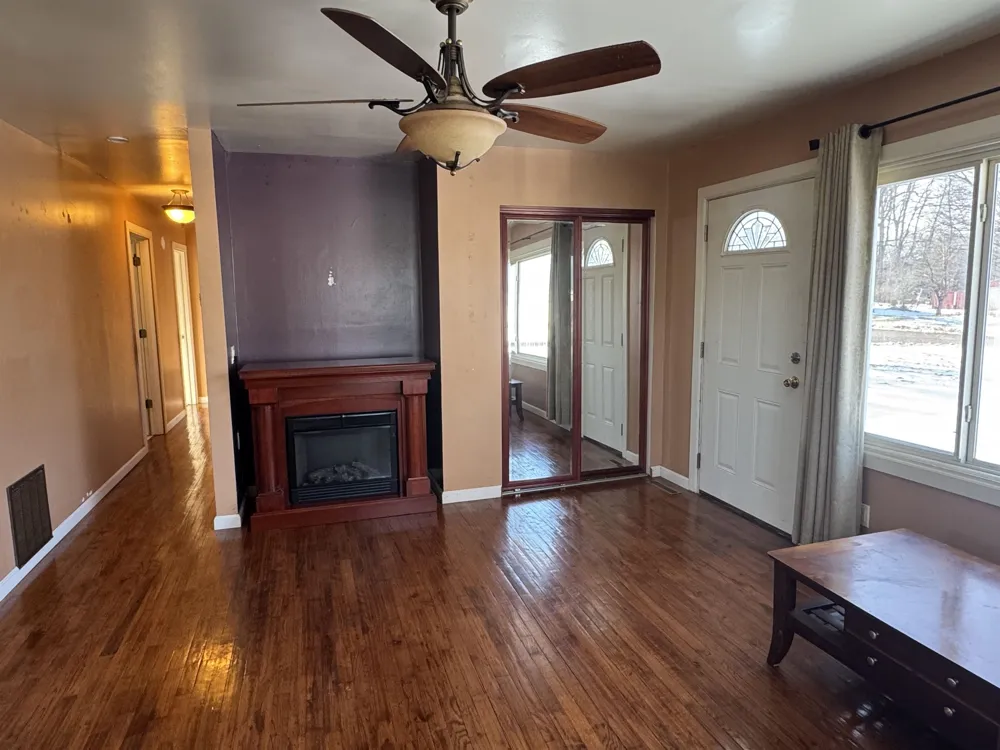 909 Farnsworth Oscoda Charter Township, MI 48750