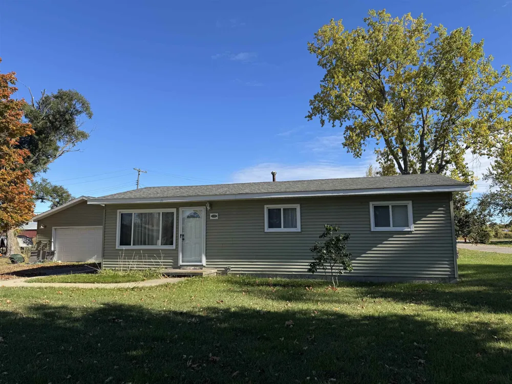 909 Farnsworth Oscoda Charter Township, MI 48750
