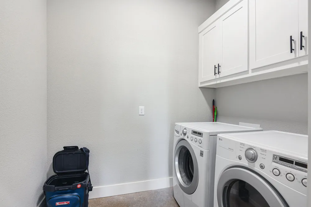 811 County Road 3451 Paradise, TX 76073