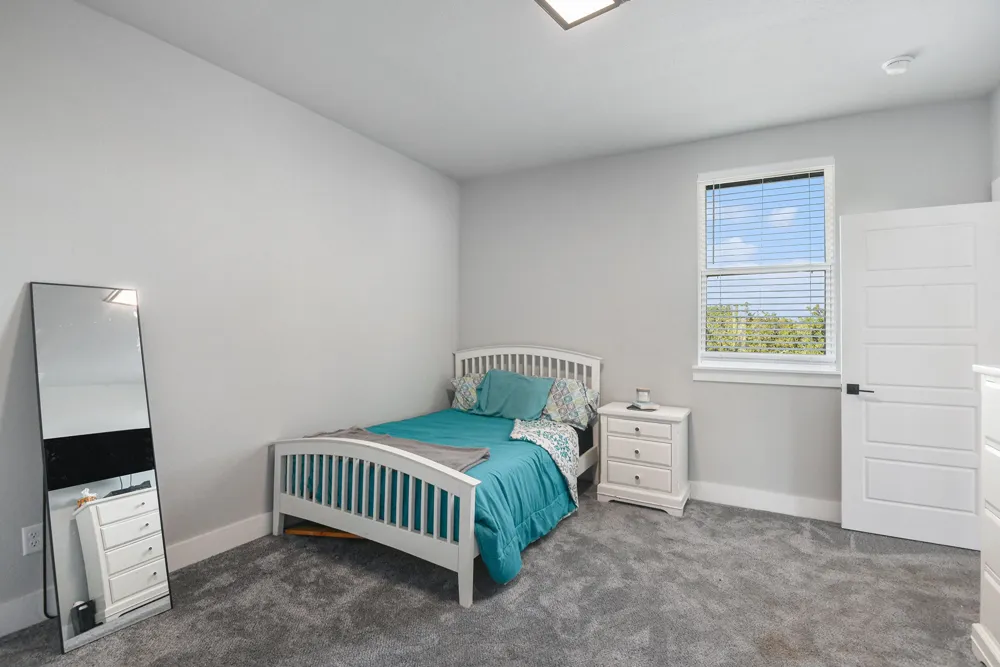 811 County Road 3451 Paradise, TX 76073