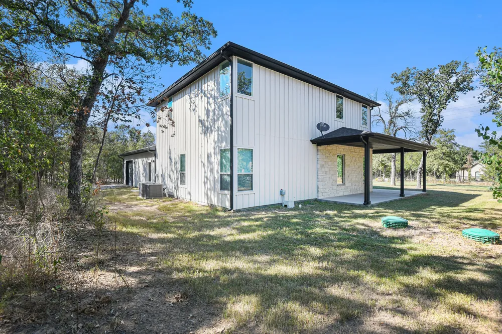 811 County Road 3451 Paradise, TX 76073