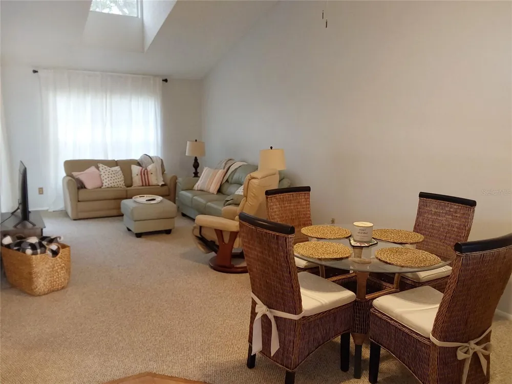 153 SUN ISLE CIRCLE Treasure Island, FL 33706