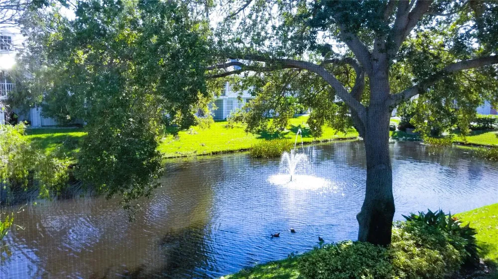 153 SUN ISLE CIRCLE Treasure Island, FL 33706