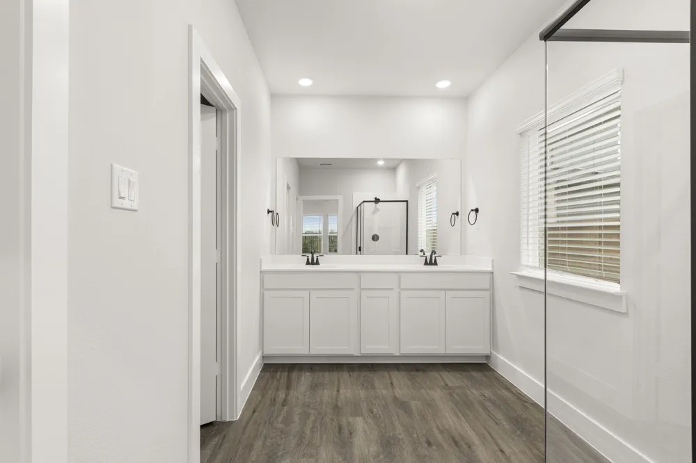 1921 Sapphire Run Mesquite, TX 75181