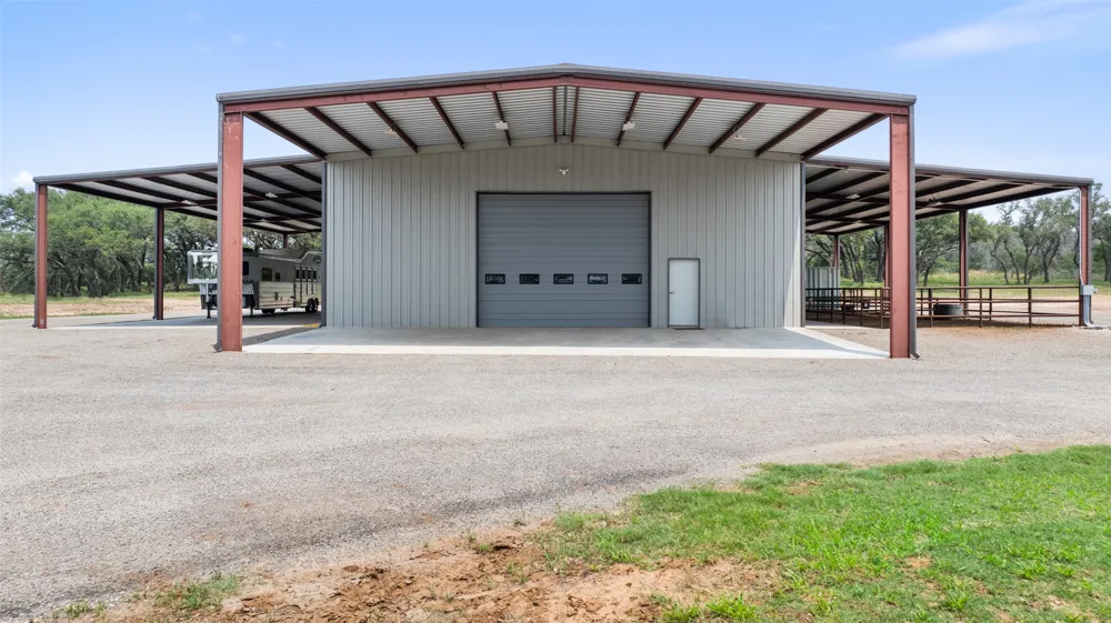 3431 Klett Ranch Road Johnson City, TX 78636