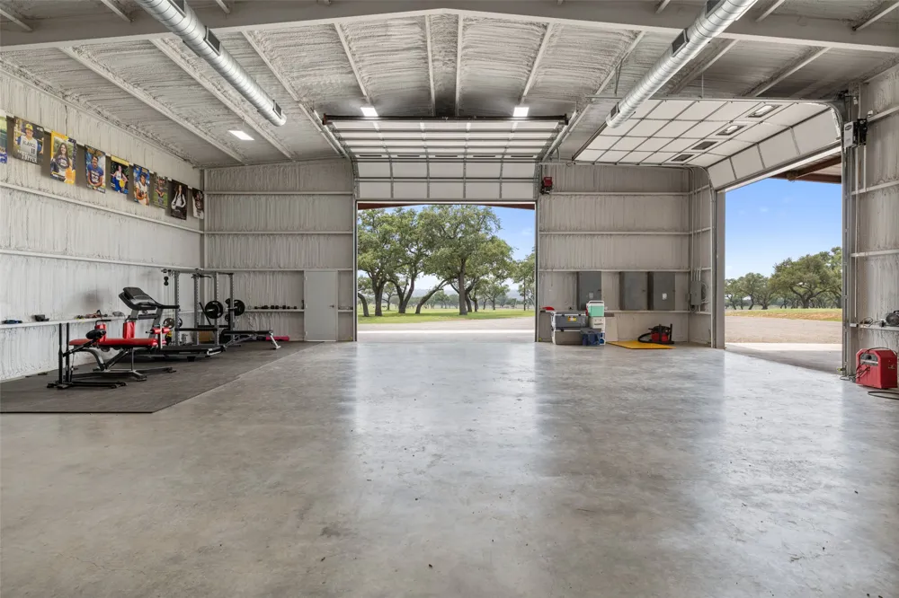 3431 Klett Ranch Road Johnson City, TX 78636