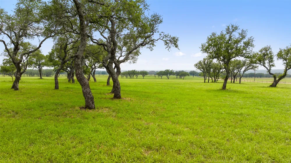 3431 Klett Ranch Road Johnson City, TX 78636