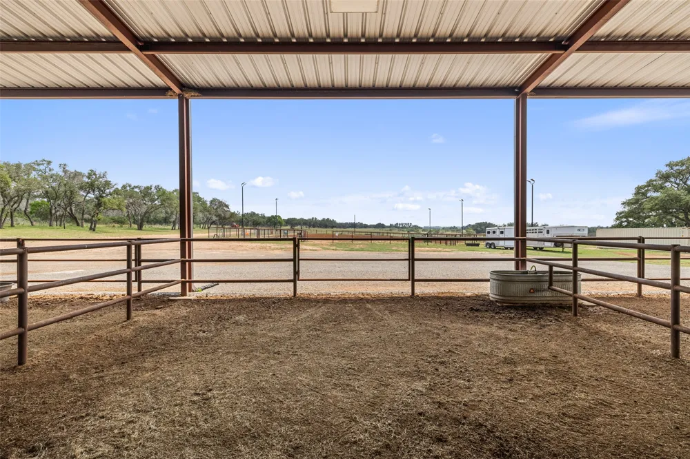 3431 Klett Ranch Road Johnson City, TX 78636
