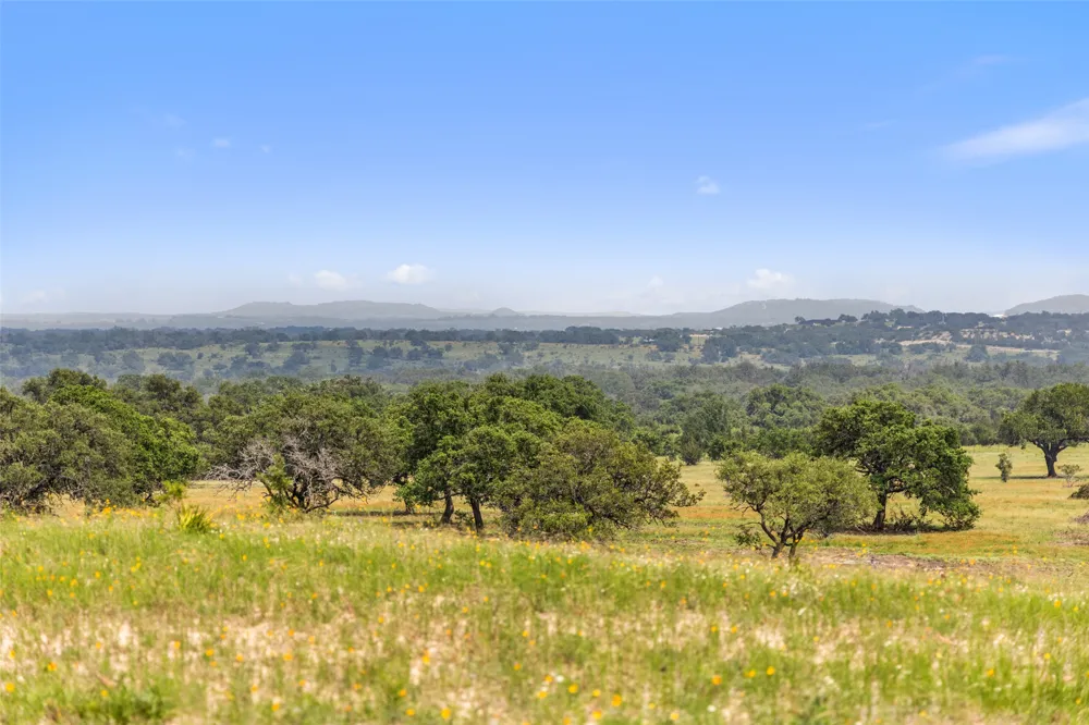3431 Klett Ranch Road Johnson City, TX 78636