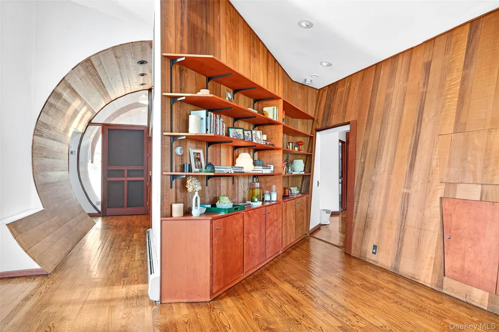 289 Upper Byrdcliffe Road Woodstock, NY 12498