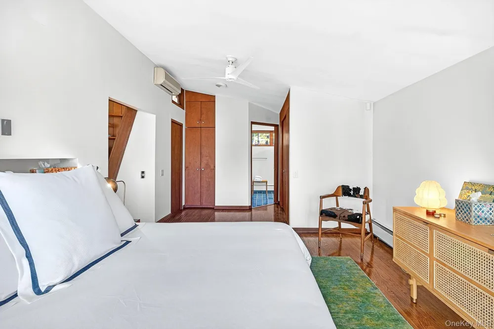 289 Upper Byrdcliffe Road Woodstock, NY 12498