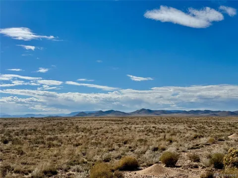 lot 13 2nd Street
