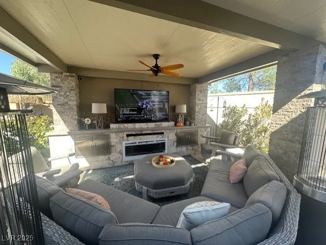 8175 Arville Street #4 Las Vegas, NV 89139