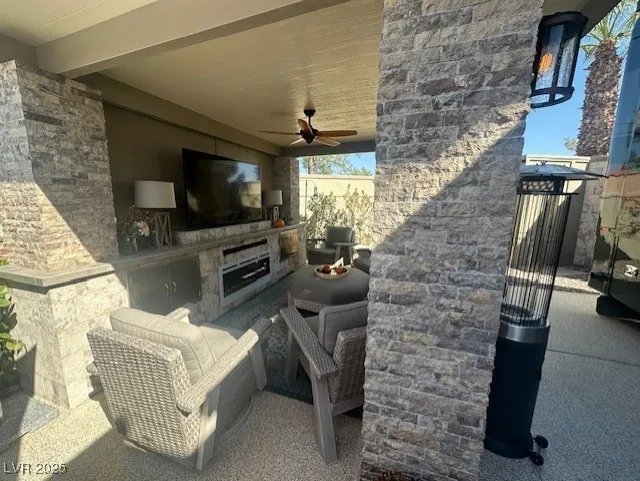 8175 Arville Street #4 Las Vegas, NV 89139