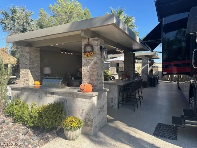 8175 Arville Street #4 Las Vegas, NV 89139