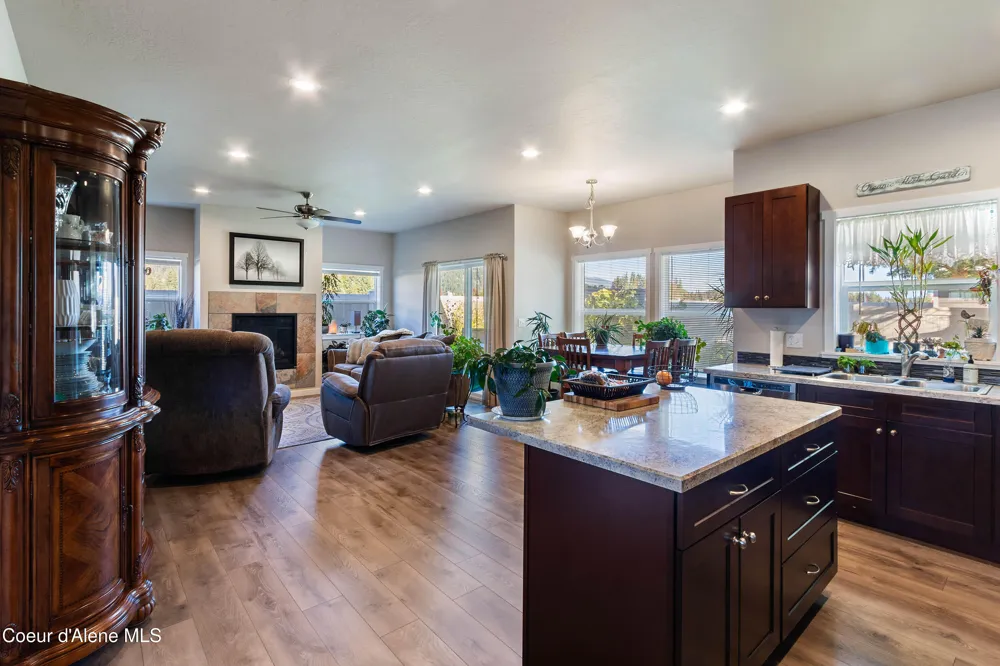 318 Creekview Court Sandpoint, ID 83864