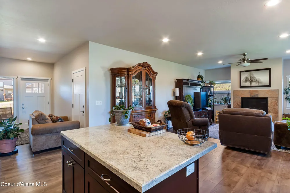 318 Creekview Court Sandpoint, ID 83864