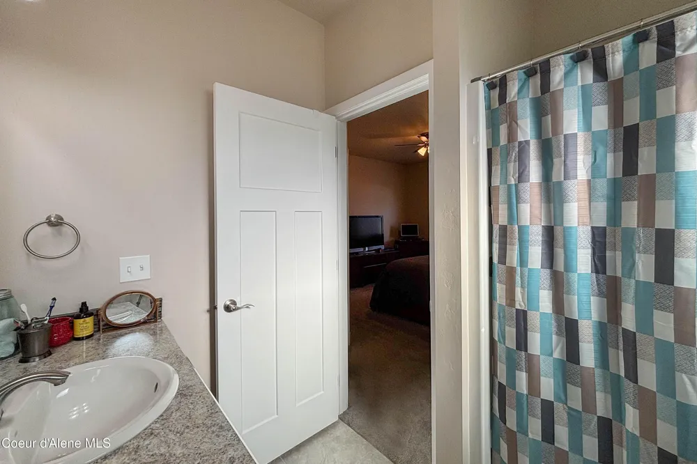 318 Creekview Court Sandpoint, ID 83864