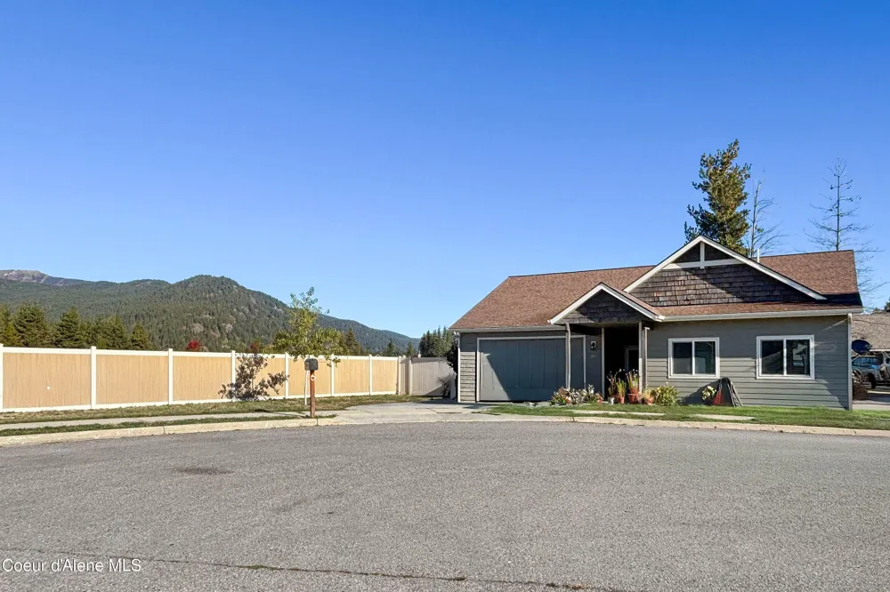 318 Creekview Court Sandpoint, ID 83864
