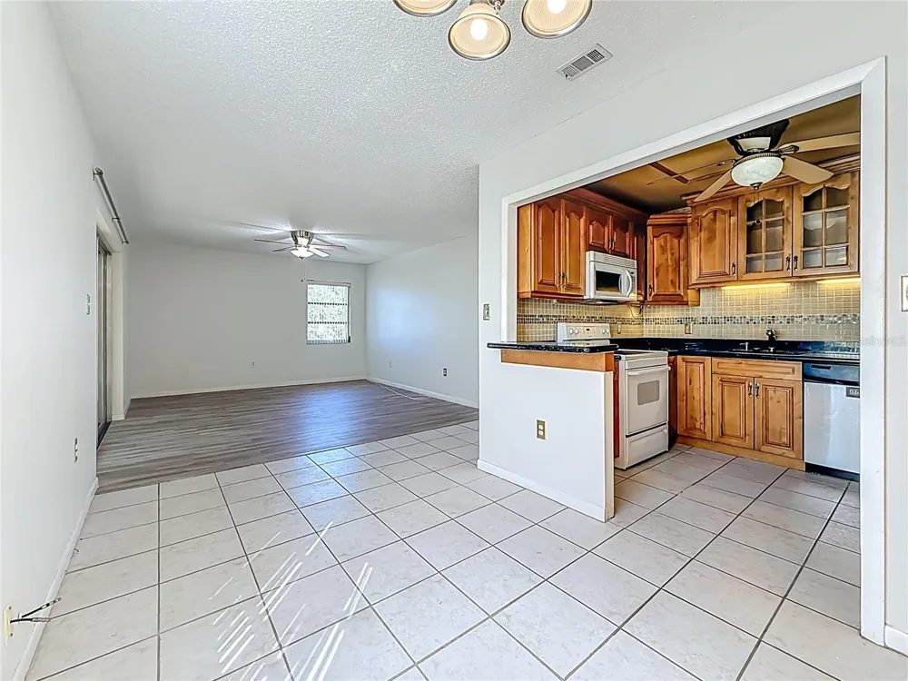 379 S MCMULLEN BOOTH ROAD #76 Clearwater, FL 33759