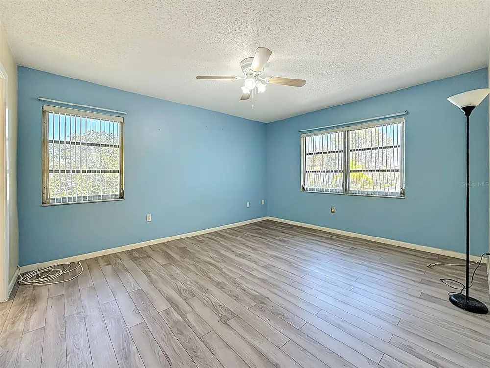 379 S MCMULLEN BOOTH ROAD #76 Clearwater, FL 33759