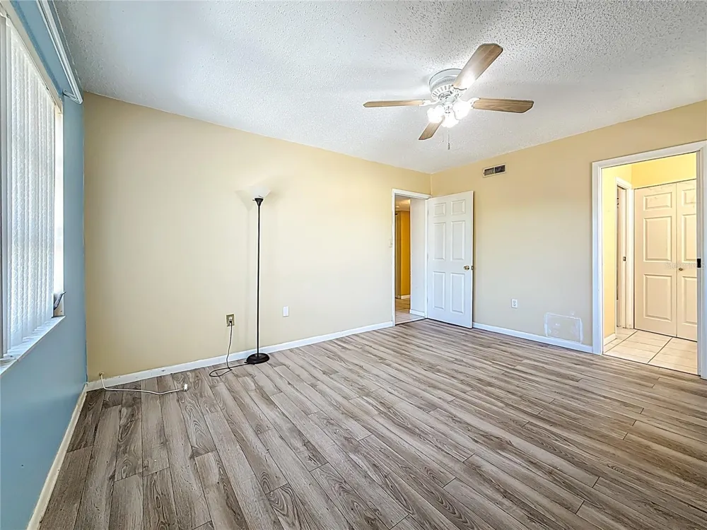379 S MCMULLEN BOOTH ROAD #76 Clearwater, FL 33759