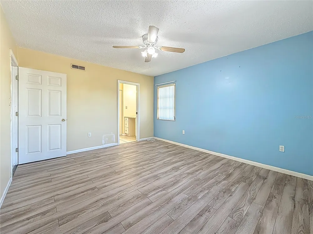 379 S MCMULLEN BOOTH ROAD #76 Clearwater, FL 33759