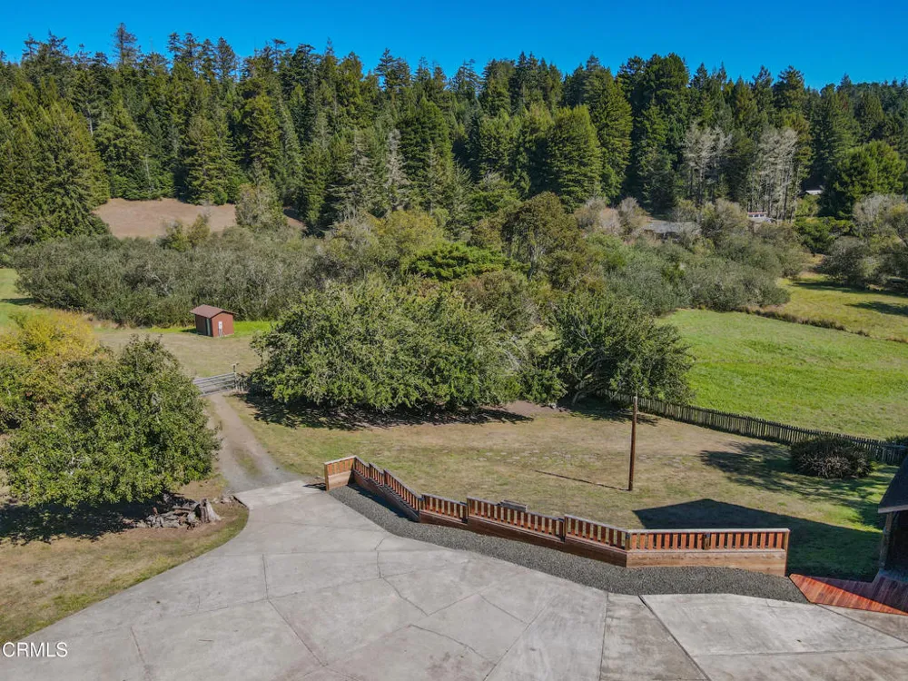 31600 Little Valley Road Fort Bragg, CA 95437